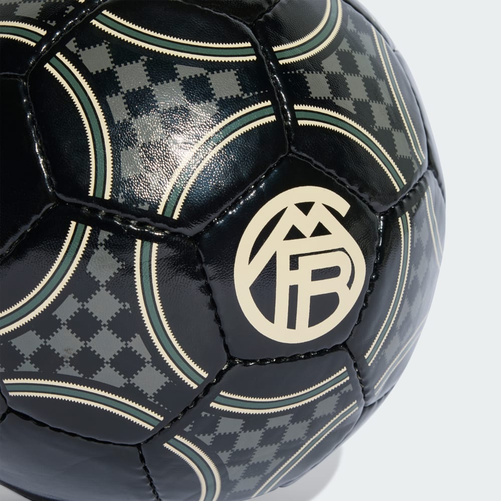 adidas FC Bayern München Ausweichausrüstung Club-Ball - Schwarz - Grün