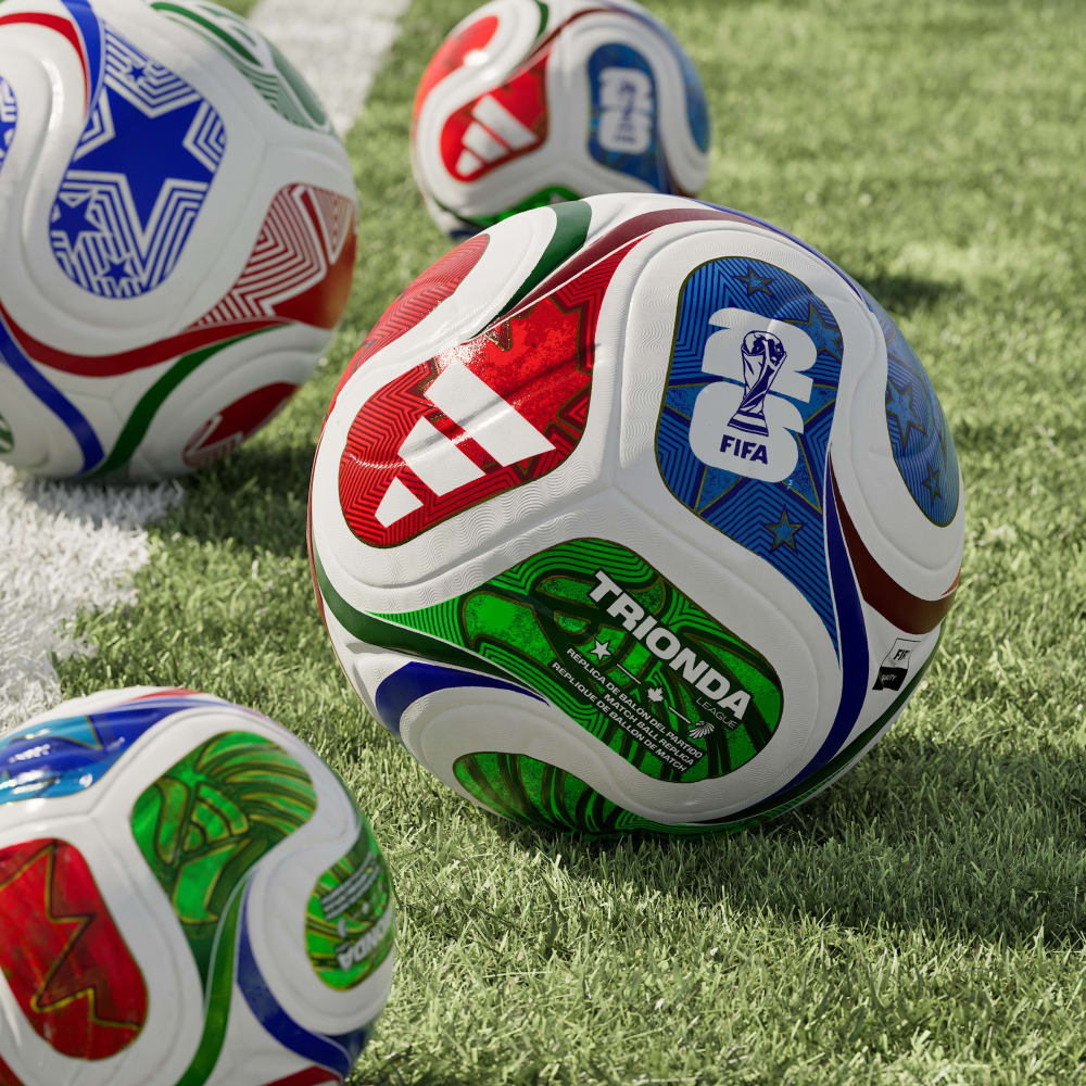 adidas FIFA Fussball-Weltmeisterschaft 26™ Trionda League Ball - Weiß - Blau